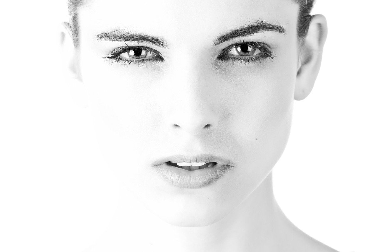 20 Simple Ways to Get Clear Skin Naturally