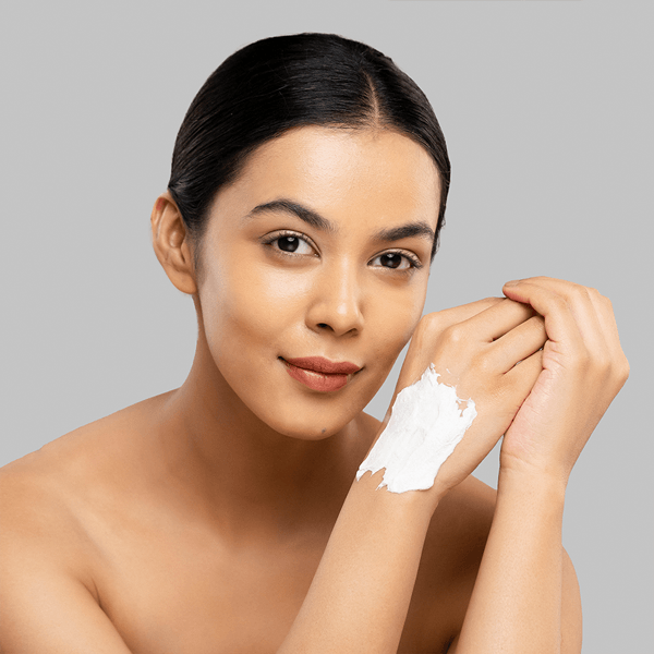 Gentle Exfoliation - Illuminating Radiance Gentle Exfoliator - Lotus Herbals